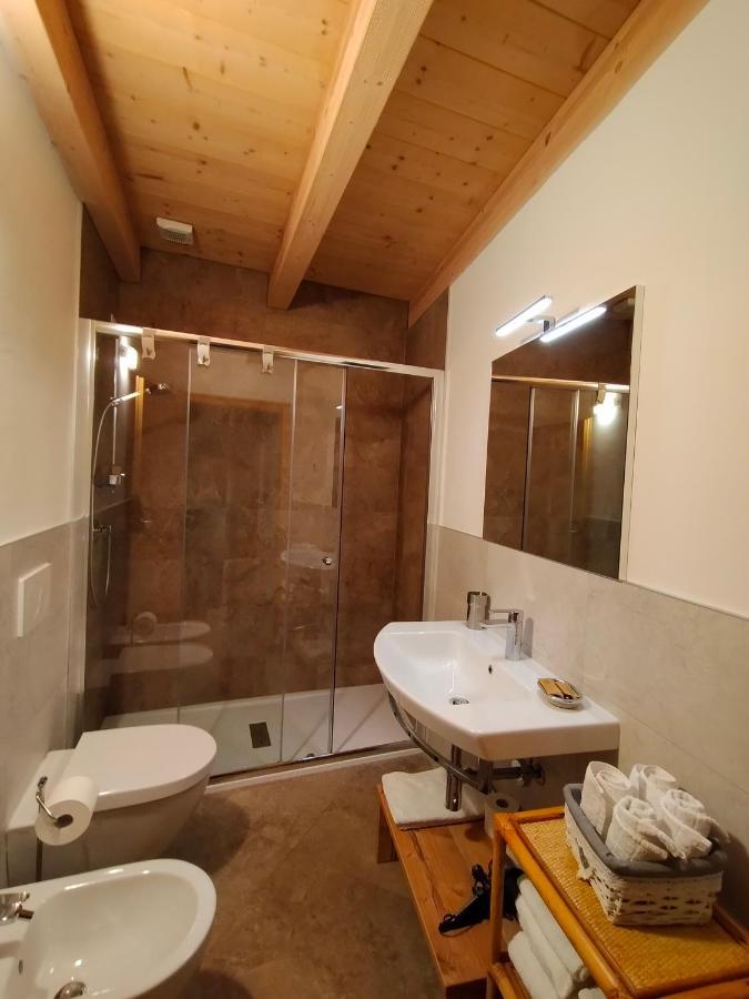 Appartamento Morettina Con Terrazzo Levico Terme Exteriör bild