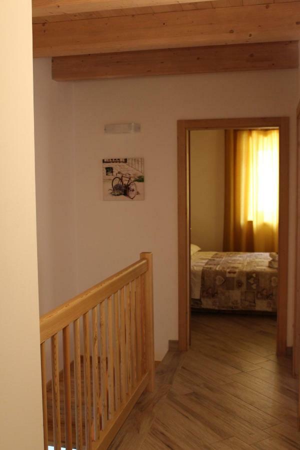 Appartamento Morettina Con Terrazzo Levico Terme Exteriör bild