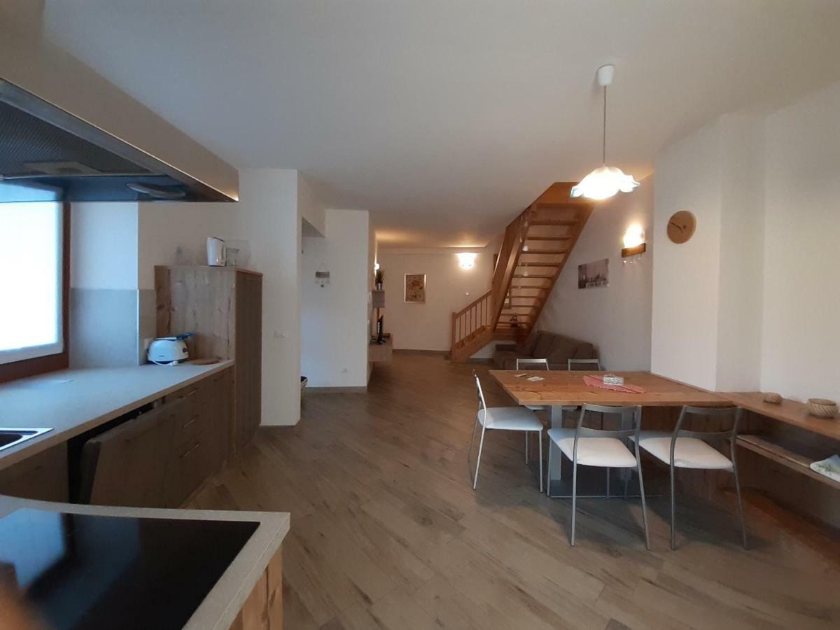 Appartamento Morettina Con Terrazzo Levico Terme Exteriör bild